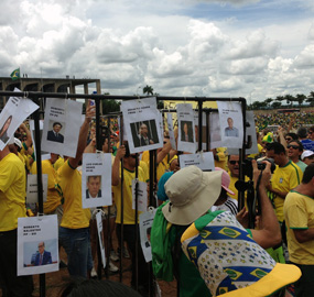 Manifestação realizada em Brasília em março de 2015