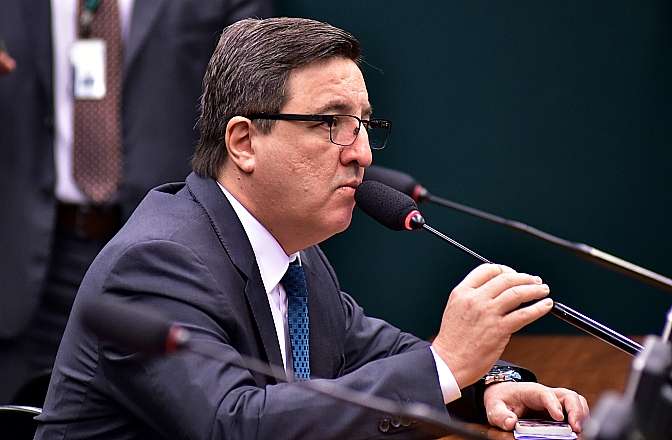 Acordo entre governo e o relator Danilo Forte proporcionou a votação da LDO, beirando os seis meses de atraso. Foto: Zeca Ribeiro/Agência Câmara