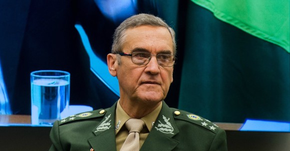 Comandante. General criticou “impunidade” na política em tom de ameaça