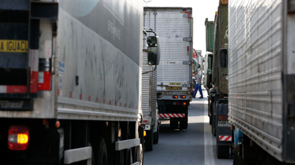 Diante de aparente inércia da PRF em impedir os bloqueios rodoviários de caminhoneiros bolsonaristas, subprocuradora exigiu ação. Foto: EBC