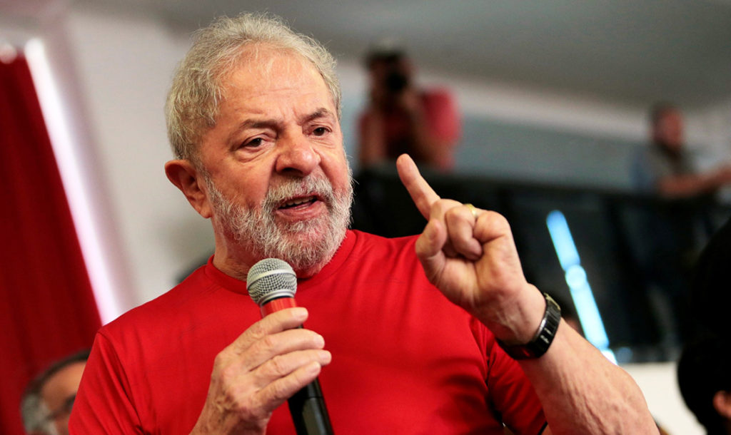 Lula é ameaçado pela Lei da Ficha Limpa e pode ficar fora das eleições