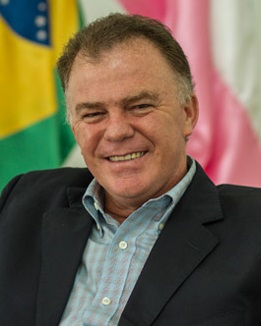 Reeleição de Renato Casagrande é a primeira derrota eleitoral para Jair Bolsonaro nos governos da região sudeste.