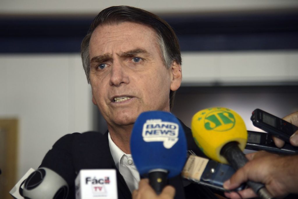 O candidato do PSL à Presidência, Jair Bolsonaro, foi à zona sul do Rio de Janeiro, neste sábado (20), gravar seu programa eleitoral