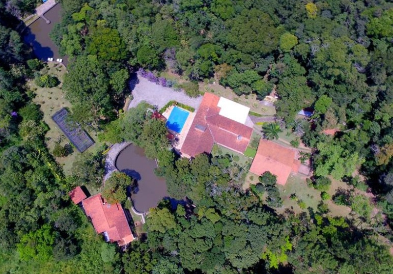 Juíza. Vista aérea do sítio que, segundo a juíza Gabriela Hardt, era mais usado por Lula do que pelo próprio dono