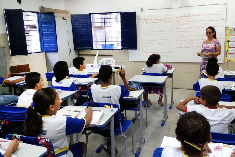 Bancada teme que inclusão da educação entre serviços essenciais possa comprometer direitos trabalhistas de professores. Foto: Sumaia Vilela/Agência Brasil
