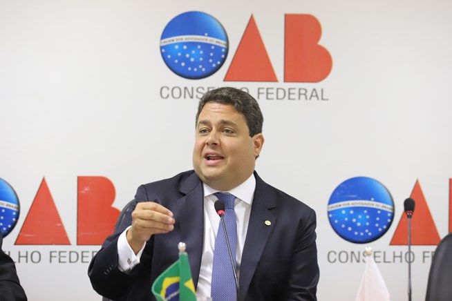 Felipe Santa Cruz, presidente da OAB: ideia é pressionar por compra das vacinas . [fotografo]Eugênio Novaes/OAB[/fotografo]