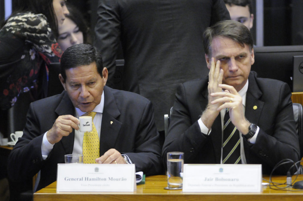 Em meio a relação desgastada, o presidente Jair Bolsonaro se reúne com o vice-presidente Hamilton Mourão. [fotografo]Alessandro Dantas/Fotos Públicas[/fotografo]