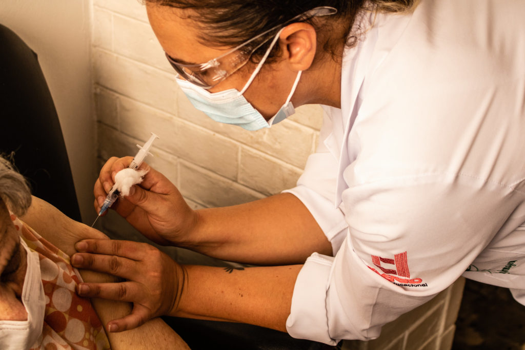 Vacinação com vacina contra covid-19[fotografo]Prefeitura de Pelotas[/fotografo]