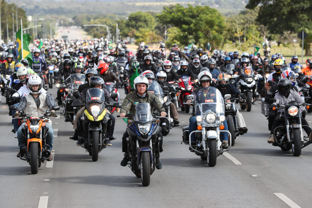 (Brasília - DF, 09/05/2021) Presidente Jair Bolsonaro durante passeio de moto pelas ruas de Brasília. Foto: Marcos Corrêa/PR