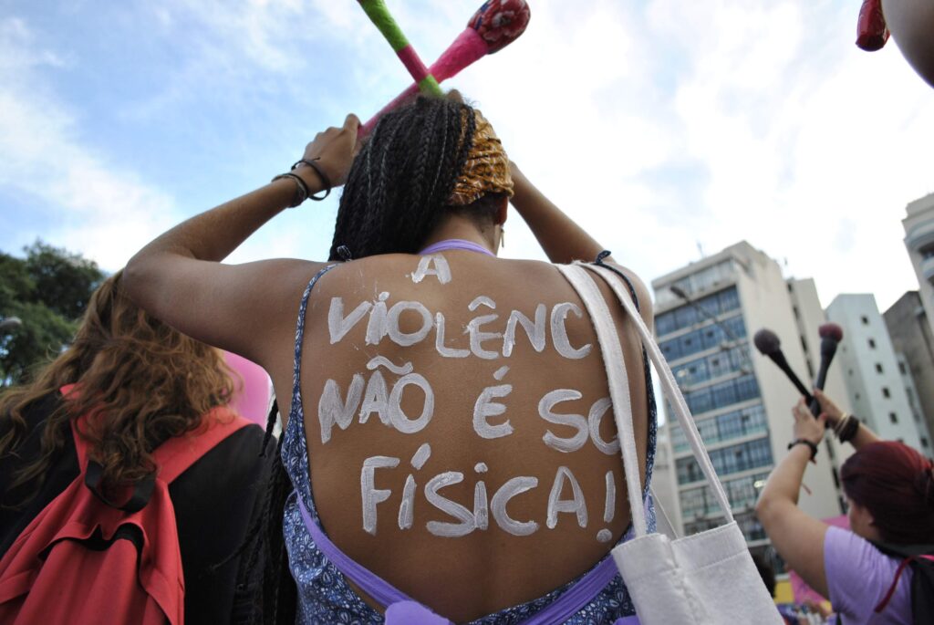 A Comissão de Defesa dos Direitos da Mulher aprovou projeto que prevê possibilidade de suspensão do processo de crimes de violência doméstica quando a pena for inferior ou igual a um ano. Foto: Guilherme Mendes