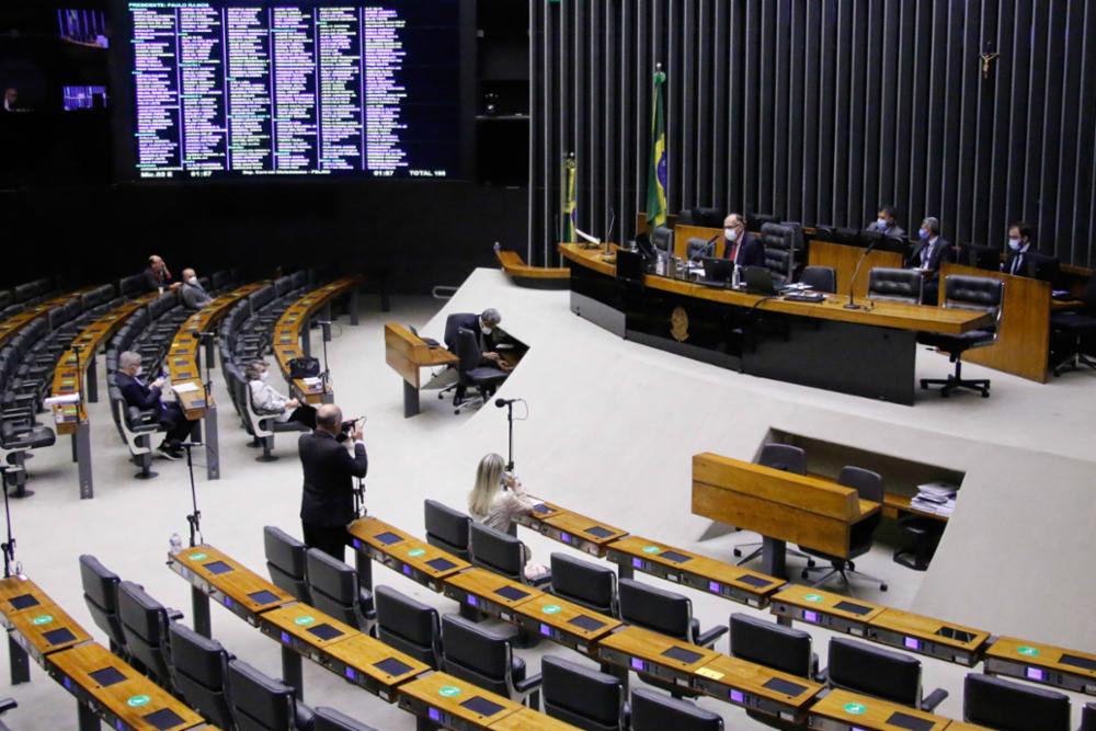 Câmara abre os trabalhos de plenário com a votação da PEC dos Auxílios, que prevê o aumento dos programas sociais, e a PEC da Enfermagem. Foto: Marina Ramos/Câmara dos Deputados