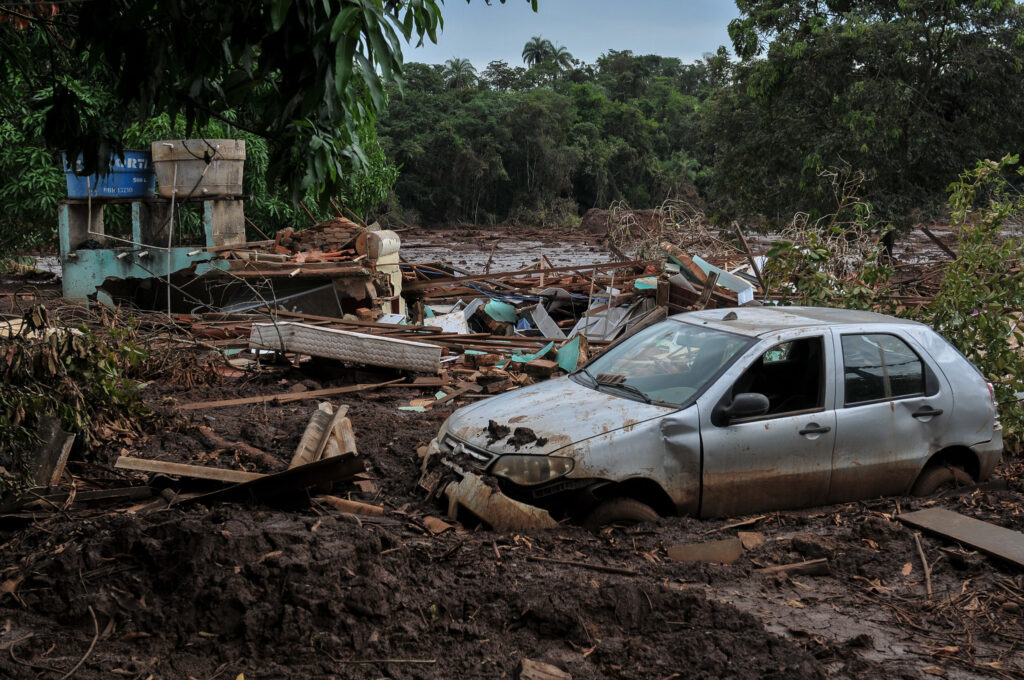 Catástrofe socioambiental provocada pelo rompimento de barragem da mineradora Vale em Brumadinho (MG) Foto: Felipe Werneck/Ibama