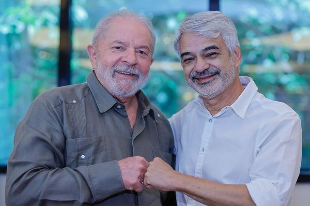 Lula com o senador por Pernambuco Humberto Costa, em encontro nesta sexta-feira (4). Foto: Reprodução/Instagram de Humberto Costa