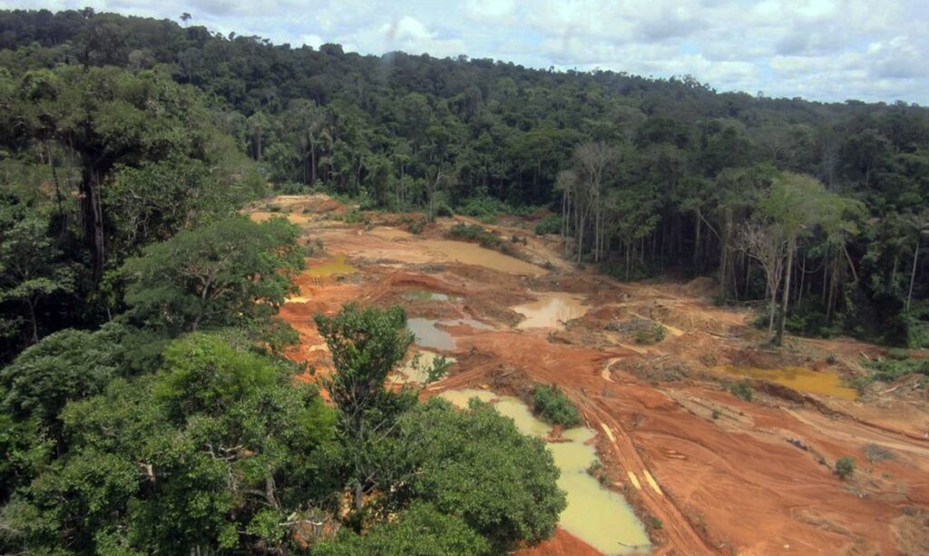 Operação da Polícia Federal contra exploração ilegal de diamantes na Terra Indígena Cinta Larga e na Reserva Roosevelt em Rondônia. Foto: Polícia Federal