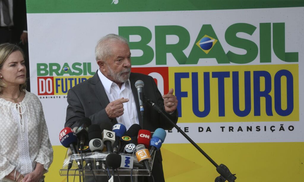 O presidente eleito Lula (PT) anuncia nesta sexta-feira (9) os primeiros nomes que farão parte do seu futuro governo. Foto: Antônio Cruz/Agência Brasil