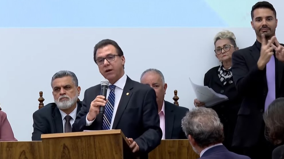 Em seu discurso de posse, Luiz Marinho prometeu apresentar ao Congresso Nacional uma proposta de valorização permanente do salário mínimo. Foto: Reprodução/TV Brasil