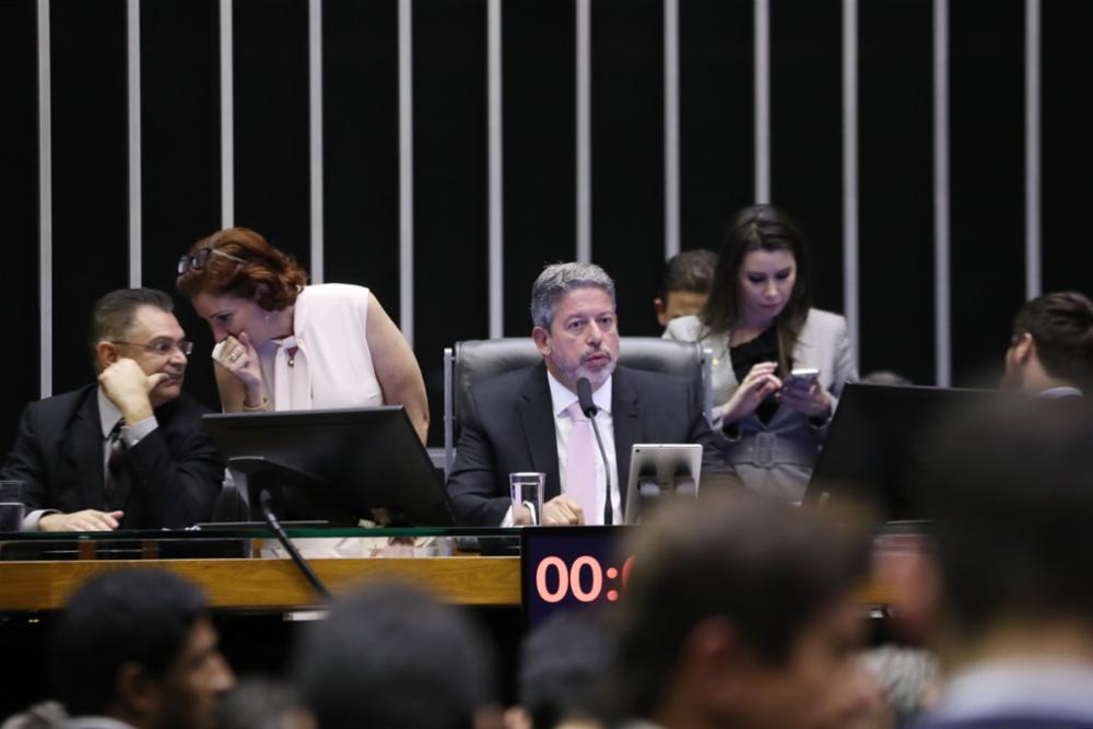 O presidente da Câmara do Deputados, Arthur Lira (PP-AL), leu nessa quarta-feira (26) os atos de criação de três Comissões Parlamentares de Inquérito (CPI). Foto: Bruno Spada/Câmara dos Deputados