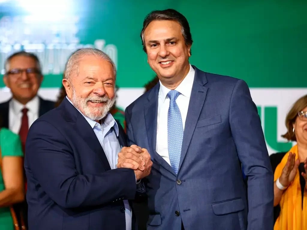 Presidente Lula (PT) e seu ministro da Educação, Camilo Santana. Foto: Marcelo Camargo/Agência Brasil