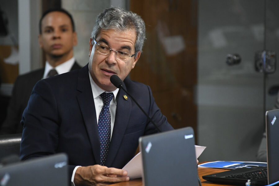 Jorge Viana em 2018, quando era senador, na Comissão de Relações Exteriores e Defesa Nacional do Senado. Foto: Marcos Oliveira/Agência Senado