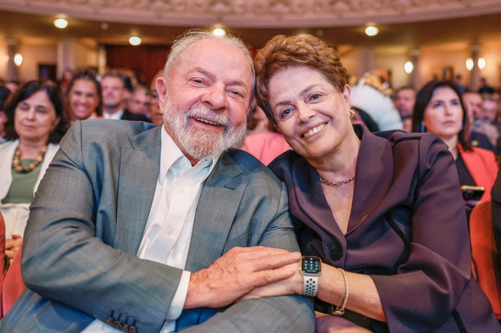 No Rio de Janeiro, Lula participou do lançamento do novo PAC acompanhado de Dilma, a quem prestou homenagem pela primeira versão do programa. Foto: Ricardo Stuckert