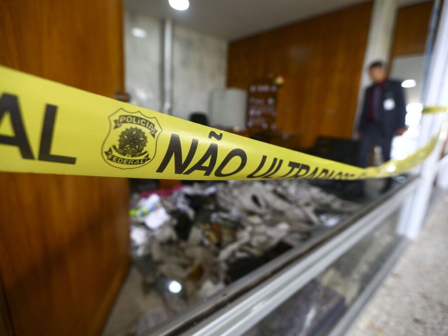 Estragos no Palácio do Planalto pela depredação de 8 de janeiro. Foto: Marcelo Camargo/Agência Brasil