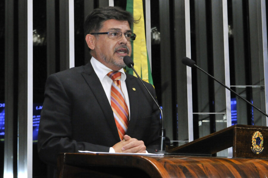 Eduardo Barbosa, deputado federal (PSDB-MG), discursando da tribuna. Foto: Foto: Waldemir Barreto/Agência Senado