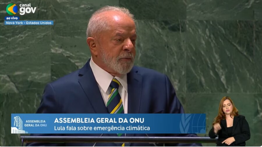Diante de uma plateia de líderes mundiais ávidos por soluções ambientais, o presidente Lula (PT) fez nesta abriu nesta terça-feira (19) a Assembleia-Geral da Organização das Nações Unidas (ONU) em Nova York. Tradicionalmente, onde o chefe de Estado do Brasil é tradicionalmente o primeiro a falar. Foto: Reprodução