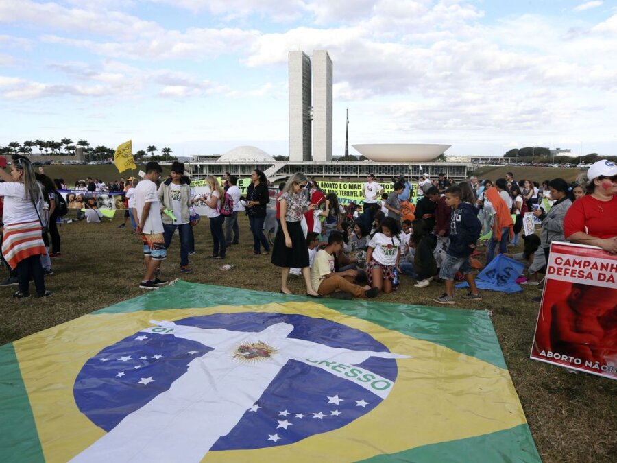 Marcha antiaborto na Esplanada dos Ministérios, em Brasília. Foto: Valter Campanato/Agência Brasil
