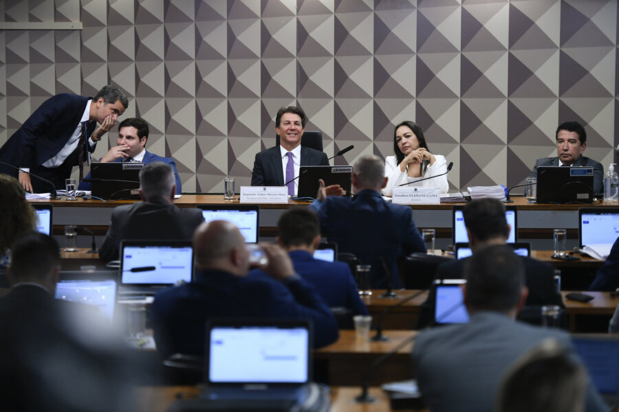 A CPMI dos Atos Golpistas, votando o relatório da senadora Eliziane Gama (PSD-MA). Foto: Edilson Rodrigues/Agência Senado
