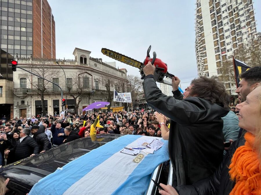 Com resultado incerto para eleições na Argentina, o candidato Javier Milei, de extrema-direita, enfrenta maiores dificuldades. Foto: Divulgação/Javier Milei/Twitter
