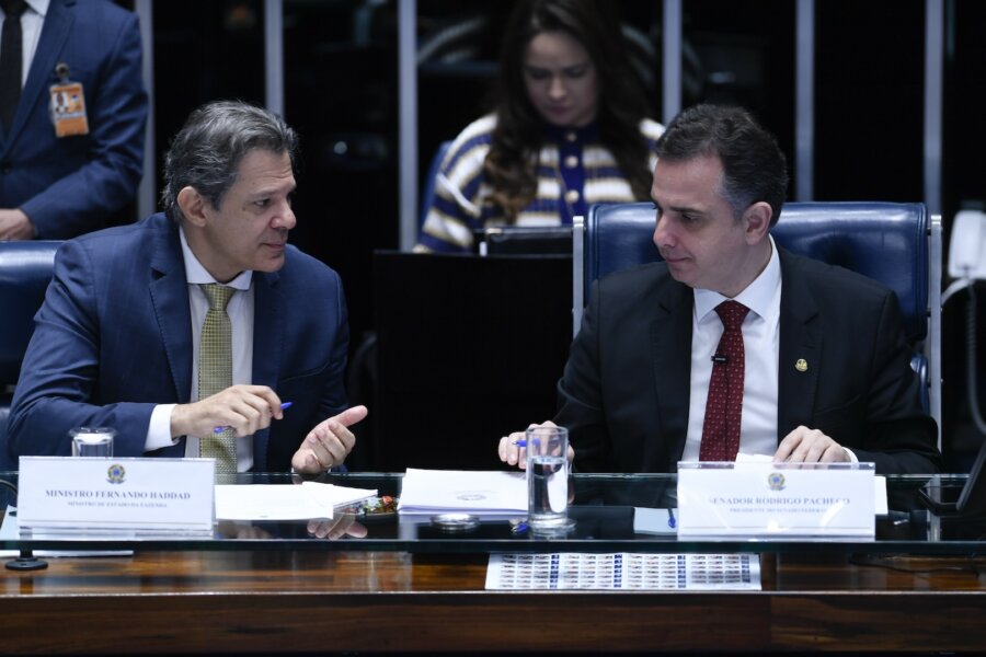 Fernando Haddad e Rodrigo Pacheco, que sinalizou apoio ao ministro para alcançar meta fiscal