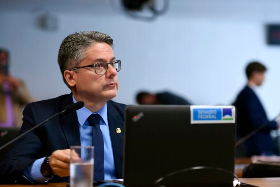 Alessandro Vieira, relator da taxação de super-ricos no Senado