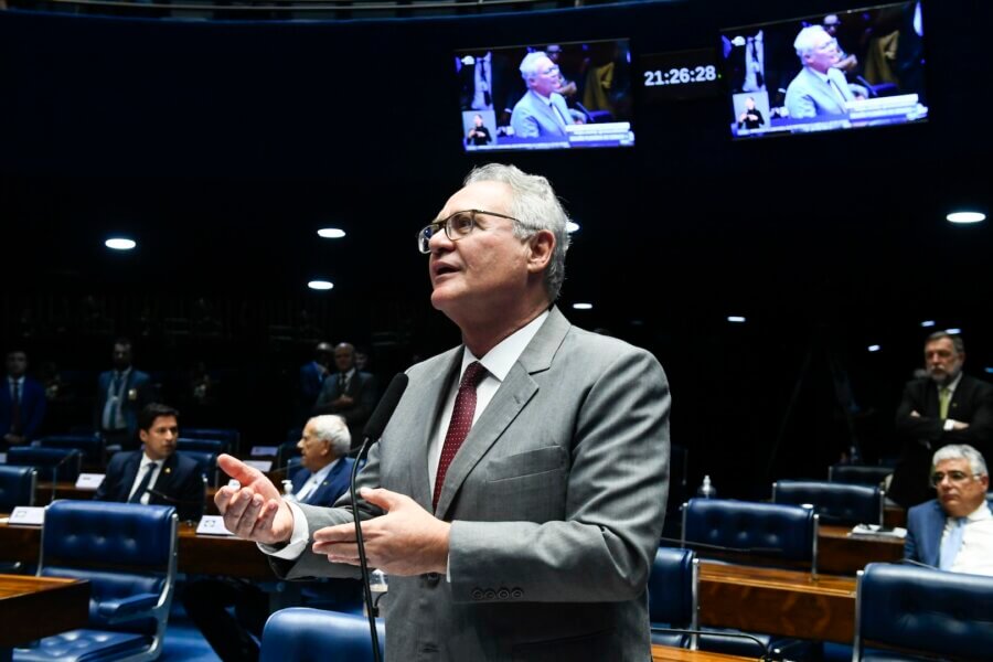 Renan Calheiros, que quer a CPI da Braskem no Senado para investigar situação em Maceió