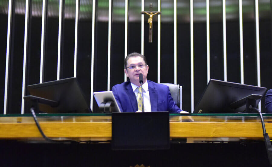 O deputado Sóstenes Cavalcante (PL-RJ), no plenário da Câmara dos Deputados. Foto: Zeca Ribeiro/Câmara dos Deputados