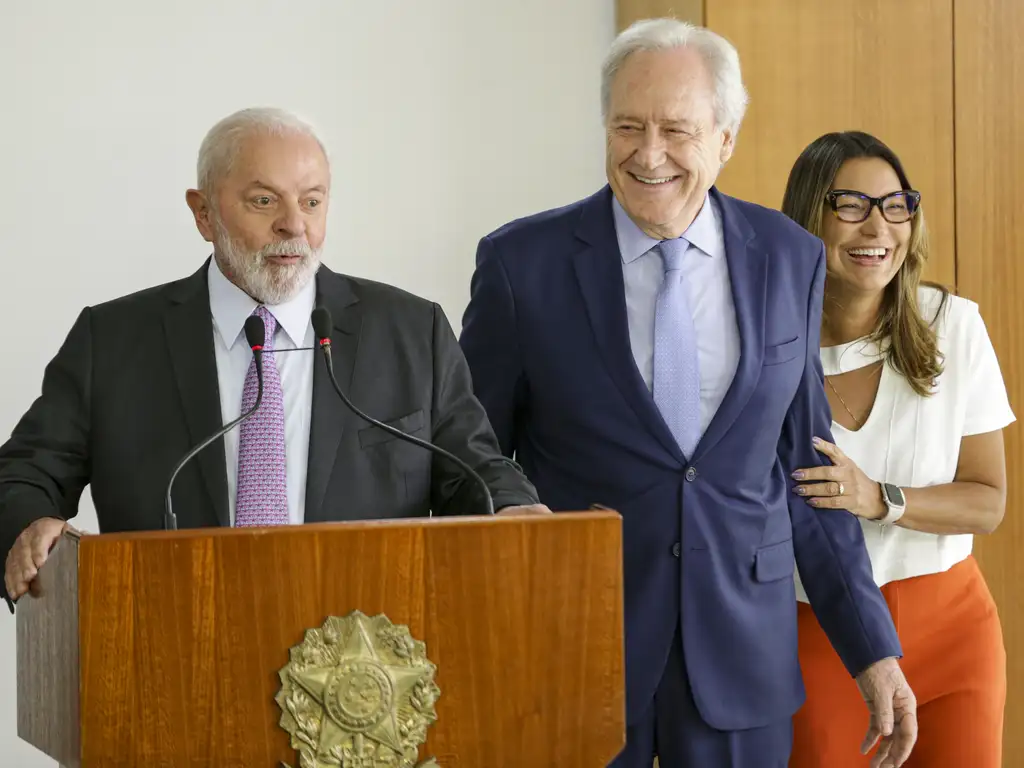 O presidente Lula (PT) junto com Ricardo Lewandowski e a primeira-dama Janja. Foto: Marcelo Camargo/Agência Brasil