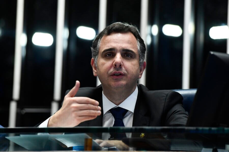 Rodrigo Pacheco, que criticou Lula sem antes conversar com líderes do Senado