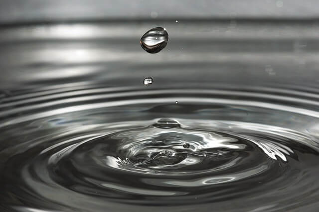 Durante a Conferência da ONU sobre a Água em 2023, uma nota dos relatores de direitos humanos da organização destacou que a água é “um bem comum e não uma commodity”. Foto: Pixabay