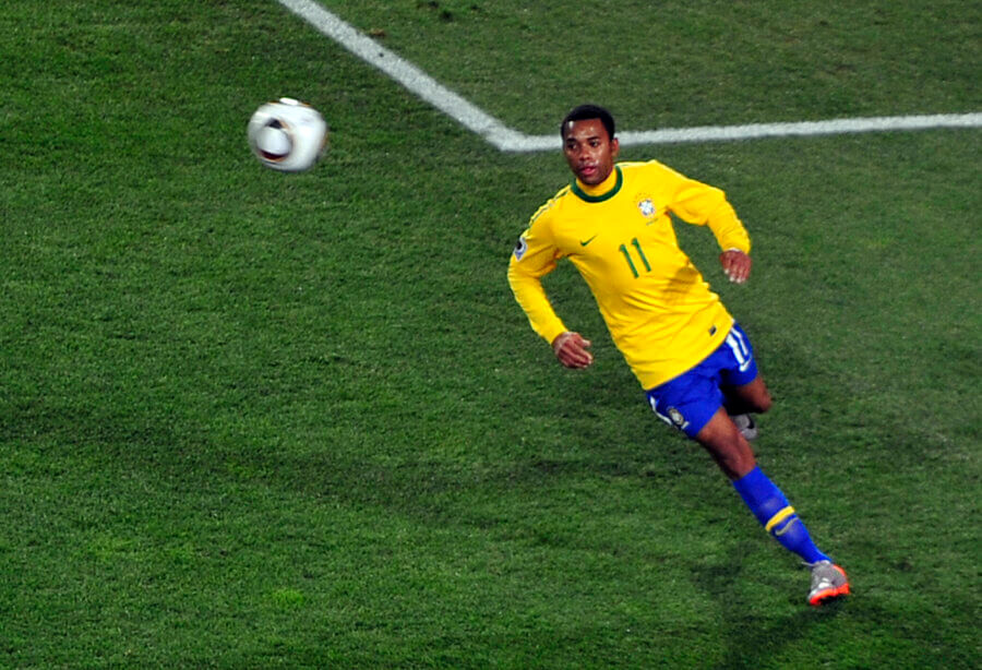 Robinho em 2010, em jogo da seleção brasileira contra o Chile. Foto: Marcello Casal Jr/ABr