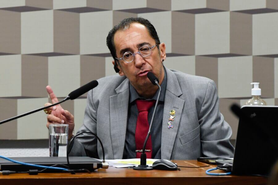 Jorge Kajuru, autor da PEC para o fim da reeleição