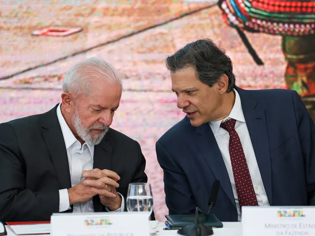 Lula com o ministro da Fazenda, Fernando Haddad (PT). Foto: José Cruz/Agência Brasil