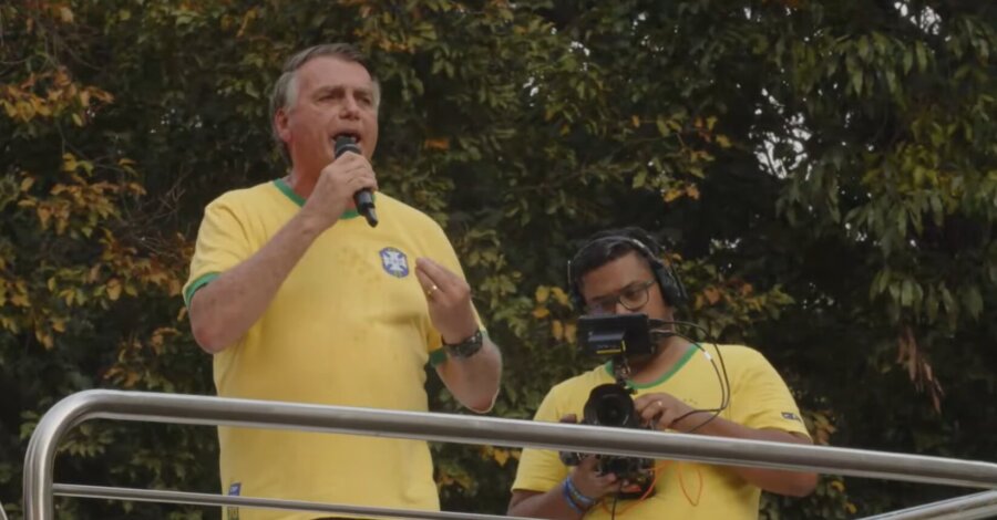 Durante ato convocado por Silas Malafaia, Bolsonaro teceu ataques a Alexandre de Moraes e retomou discurso de 2022 sobre urnas eletrônicas. Foto: reprodução/youtube